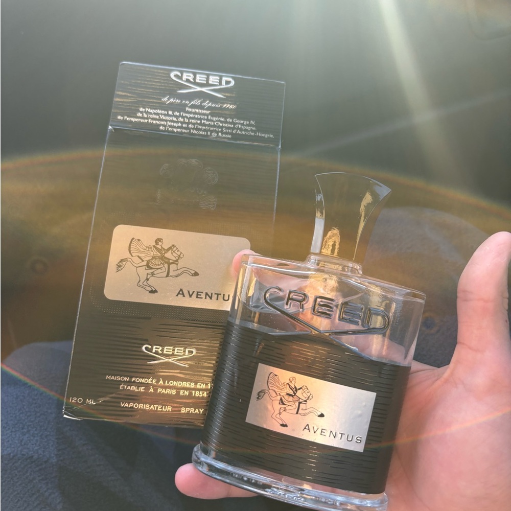 Creed Aventus Bottle – Clear Glass with Black Accents